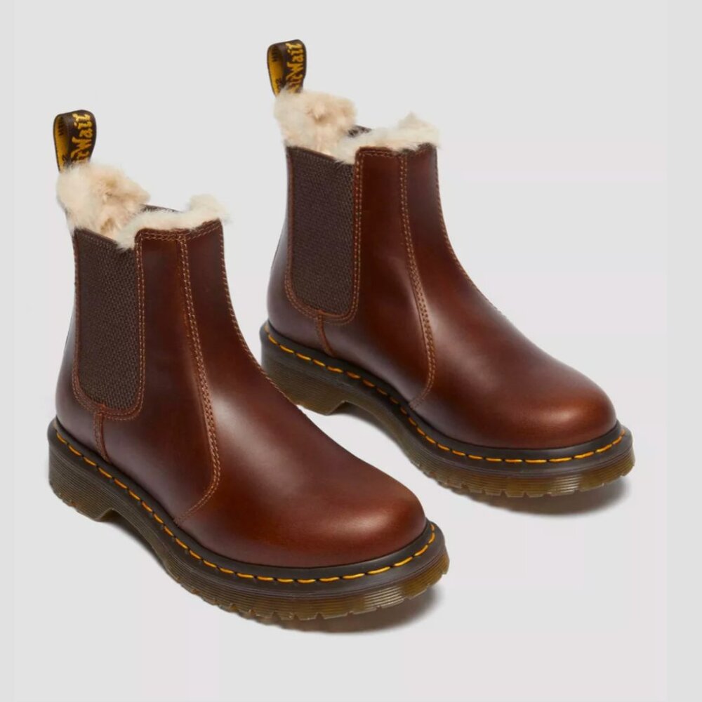 Dr. Martens Leonore 2976 Women's Faux Fur Lined Chelsea Boots Brown Sz 9 (used)